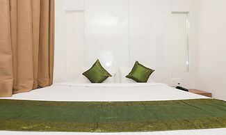 Treebo Sapphire Studio