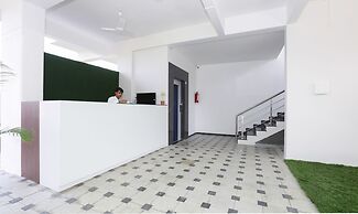 Treebo Sapphire Studio