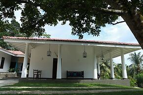 Thompson Manor - A Luxury Villa in Galle