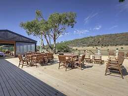 Steeles Island Retreat