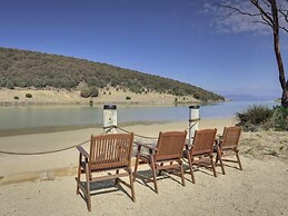 Steeles Island Retreat