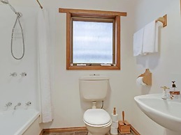 Steeles Island Retreat