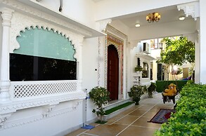 Ambay Villa