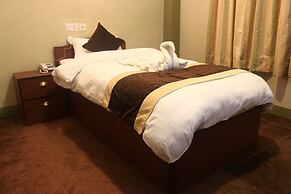 Himalayan Sherpa INN