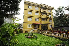 Himalayan Sherpa INN