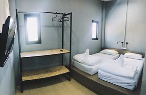 Bedbox Vientiane Hostel