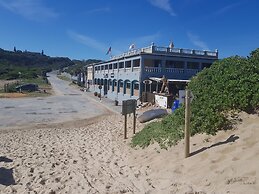 Pili Pili Beach Cabanas