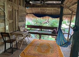 Family Batcave Homestay - Hostel
