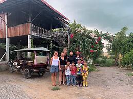 Family Batcave Homestay - Hostel
