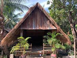 Family Batcave Homestay - Hostel