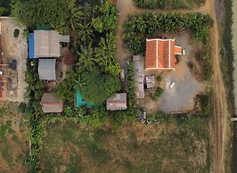 Family Batcave Homestay - Hostel