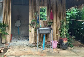 Family Batcave Homestay - Hostel