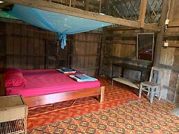 Family Batcave Homestay - Hostel