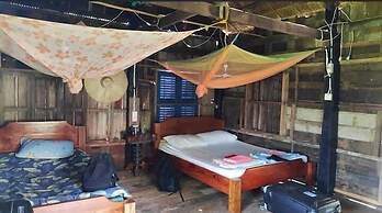 Family Batcave Homestay - Hostel