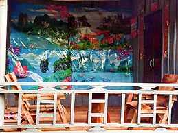 Family Batcave Homestay - Hostel