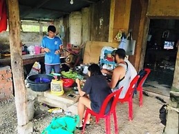 Family Batcave Homestay - Hostel