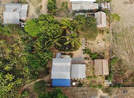 Family Batcave Homestay - Hostel