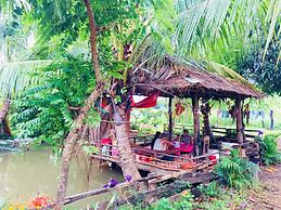 Family Batcave Homestay - Hostel