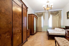 Apartment Nice Novoslobodskaya