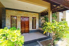 Puri Nusa Beach Hotel