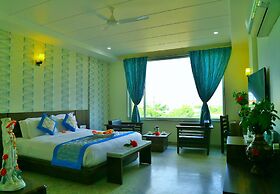 Rubystone Shiv Vilas Palace