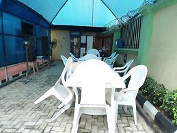 Link Majestic B2 Suites and Hotel