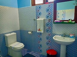 Hungry Lion Sigiriya