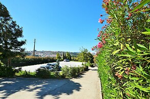 HILLTOP OASIS - Lisboa Oeiras