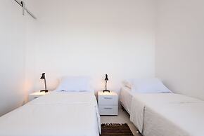 Omar do Rio - Apartamento V403