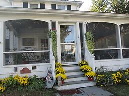 Buck's Homestead B&B