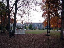 Garden Inn Bed & Breakfast at Bee Rock