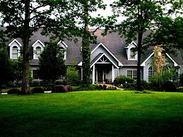 Garden Inn Bed & Breakfast at Bee Rock