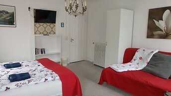 Guesthouse Sólgarðar