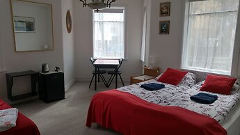 Guesthouse Sólgarðar