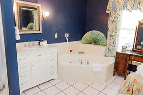 Montgomery Inn BnB