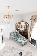 Montgomery Inn BnB