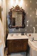 Montgomery Inn BnB