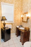Montgomery Inn BnB