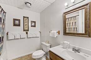 Thunderbird Resort & Event Center