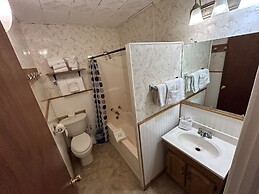 Thunderbird Resort & Event Center