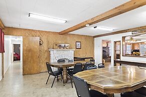 Thunderbird Resort & Event Center