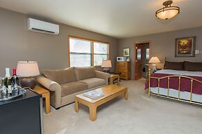 Brookside Bed & Breakfast