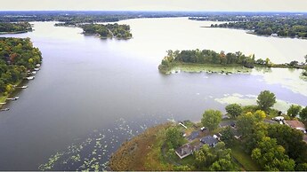 3-Bedroom Lakefront House