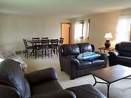 3-Bedroom Lakefront House