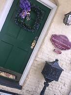 The Richard Johnston Inn & 1890 Caroline House