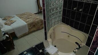 Recreo Hotel
