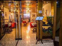 Recreo Hotel