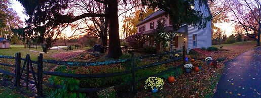 Galvanized America Inn & Art Gallery