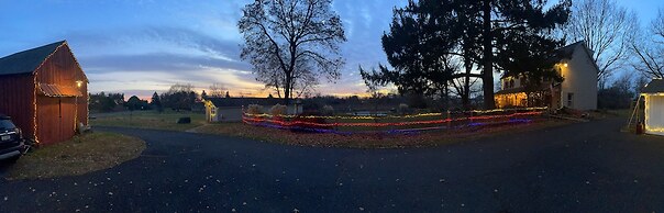 Galvanized America Inn & Art Gallery