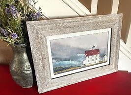 Galvanized America Inn & Art Gallery